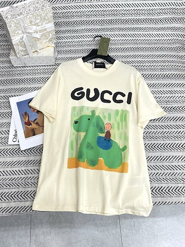 【大特価】 2026 グッチ 新作 半袖Tシャツ スーパーコピー