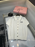 使い勝手良 2026 ミュウミュウ 新作 半袖Tシャツ コピー
