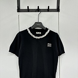 送料込 2026 ミュウミュウ 新作 半袖Tシャツ スーパーコピー