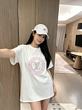 使い勝手良し 2026 ルイヴィトン 新作 半袖Tシャツ スーパーコピー