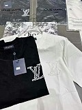 人気爆発☆ 2026 ルイヴィトン 新作 半袖Tシャツ スーパーコピー