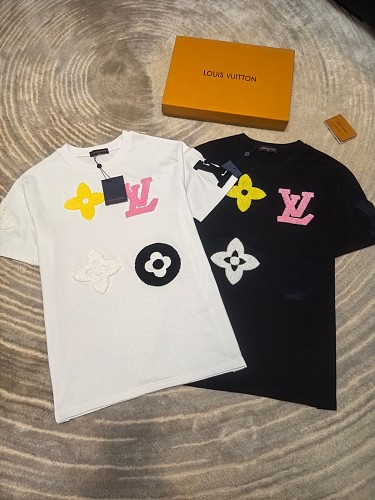 ☆超人気☆ 2026 ルイヴィトン 新作 半袖Tシャツ スーパーコピー