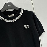 送料込 2026 ミュウミュウ 新作 半袖Tシャツ スーパーコピー