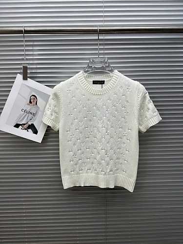 絶対欲しい！2026 ルイヴィトン 新作 半袖Tシャツ コピー