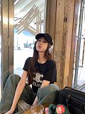 目を惹くカラー 2026 セリーヌ 新作 半袖Tシャツ 偽物