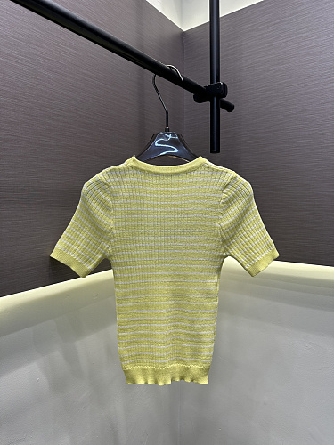 世界中で大人気♪  2026 プラダ 新作 半袖Tシャツ コピー 3色