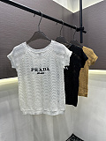 目を惹くカラー 2026 プラダ 新作 半袖Tシャツ 偽物 3色