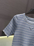 注目アイテム☆ 2026 プラダ 新作 半袖Tシャツ 偽物  2色