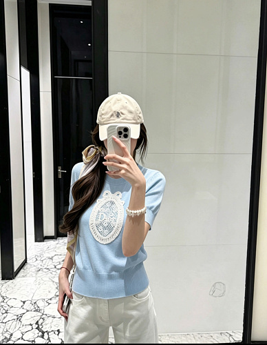 人気急上昇 2026 ディオール 新作 半袖Tシャツ コピー 4色