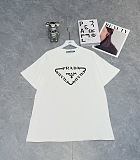 定番人気！ 2026 プラダ 新作 半袖Tシャツ 偽物