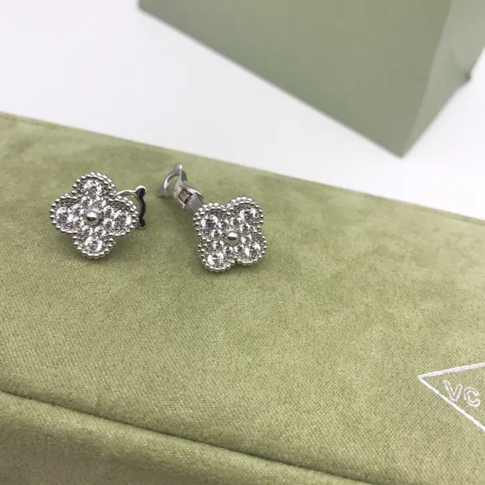 Van Cleef Inspired Sweet Alhambra earstuds