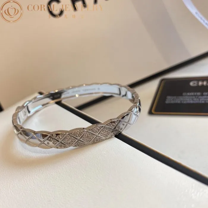 Chanel Coco Crush Bracelet Quilted Motif, 18k White Gold, Diamonds J11162