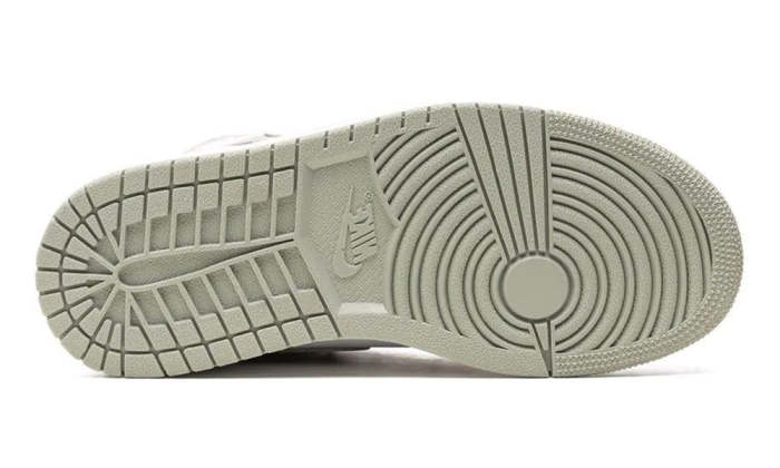 Air Jordan 1 High OG  Seafoam 