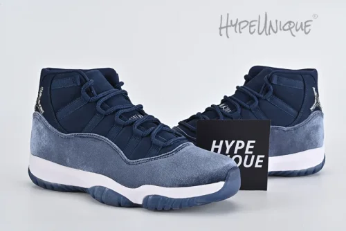 Wmns Air Jordan 11 Retro ‘Midnight Navy Velvet’