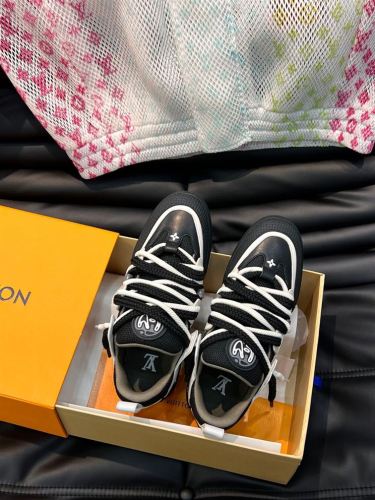 LOUIS VUITTON LV SKATE SNEAKER – LVS153