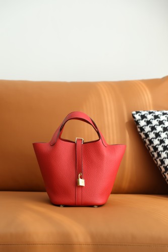 Hermes Picotin 18 togo Leather Handmade Bag In Red