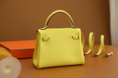 Hermes Kelly Doll Swift Handmade Bag In Lime/Magnolia