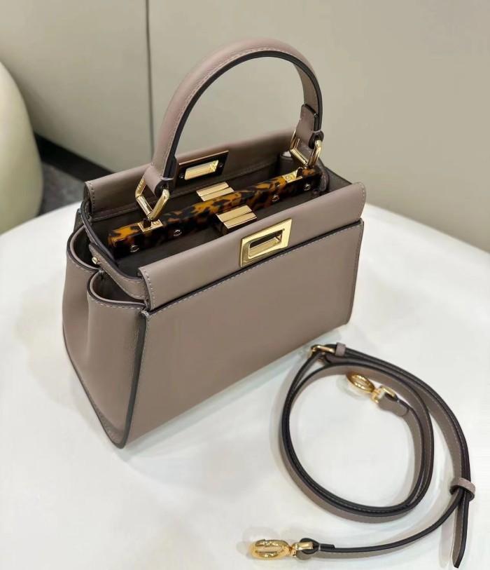 (Authentic Quality)Replica Fendi Peekaboo 23 Smooth Baby Calf In Beige