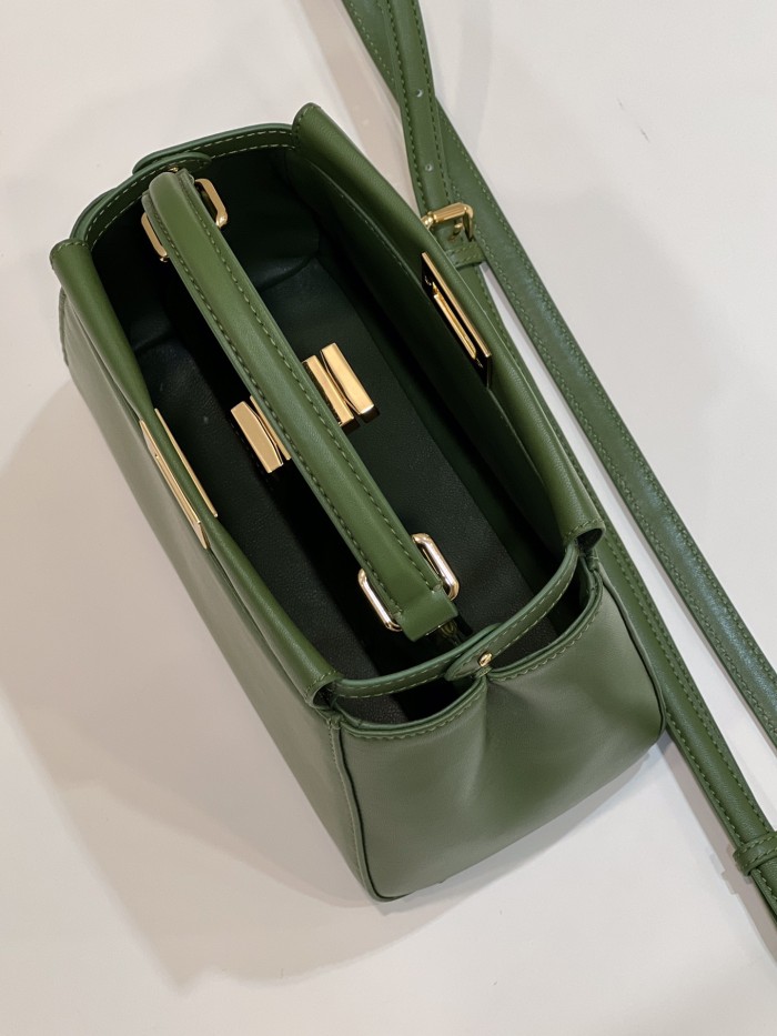 (Authentic Quality)Replica Fendi Peekaboo Mini 23 Smooth Lamb In Green