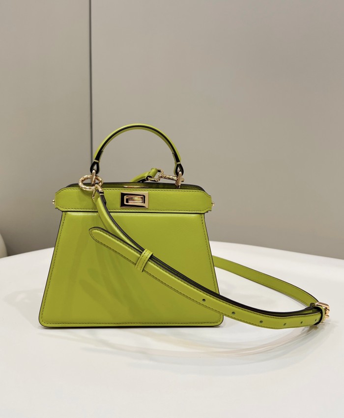 (Authentic Quality)Replica Fendi ISeeUPetite Peekaboo 20 Lamb Leather In Yellow Green