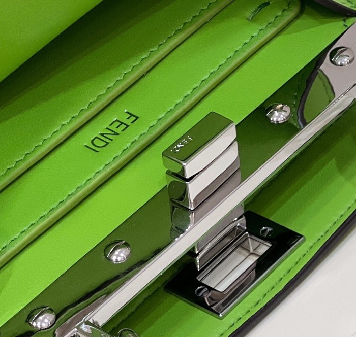 (Authentic Quality)Replica Fendi ISeeUPetite Peekaboo 20 Lamb Leather In Green
