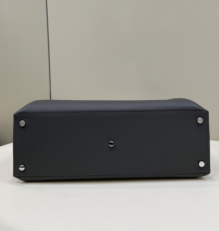 (Authentic Quality)Replica Fendi Peekaboo 41 Caviar Calf Leather For Men In Grey