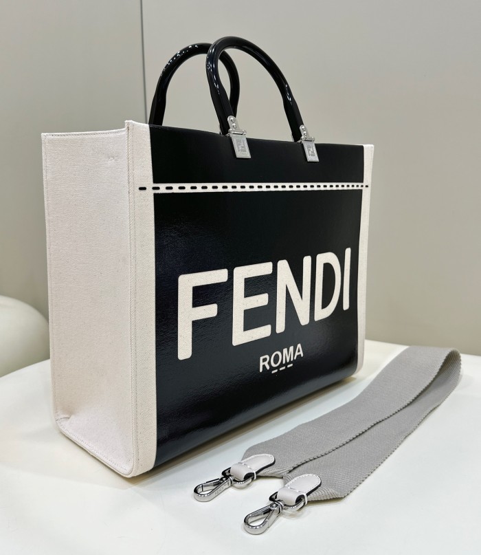 (Authentic Quality)Replica Fendi Tote Bag 35.5 Fabric In Black/white