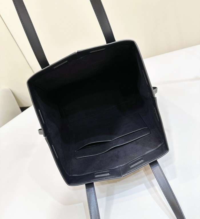 (Authentic Quality)Replica Fendi Tote Bag 27 Origami Caviar Calf In Black