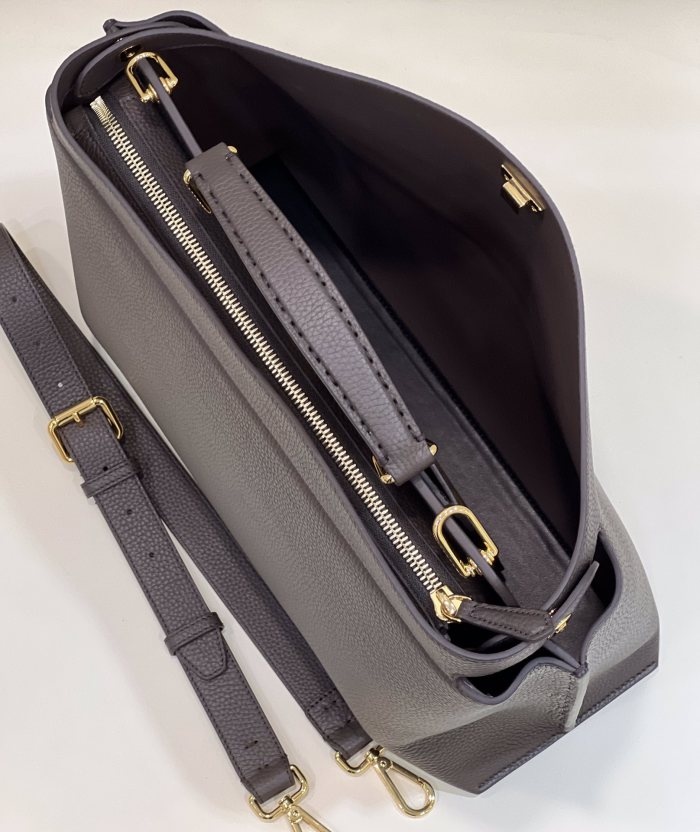 (Authentic Quality)Replica Fendi Peekaboo 41 Caviar Calf Leather For Men In Chocolate