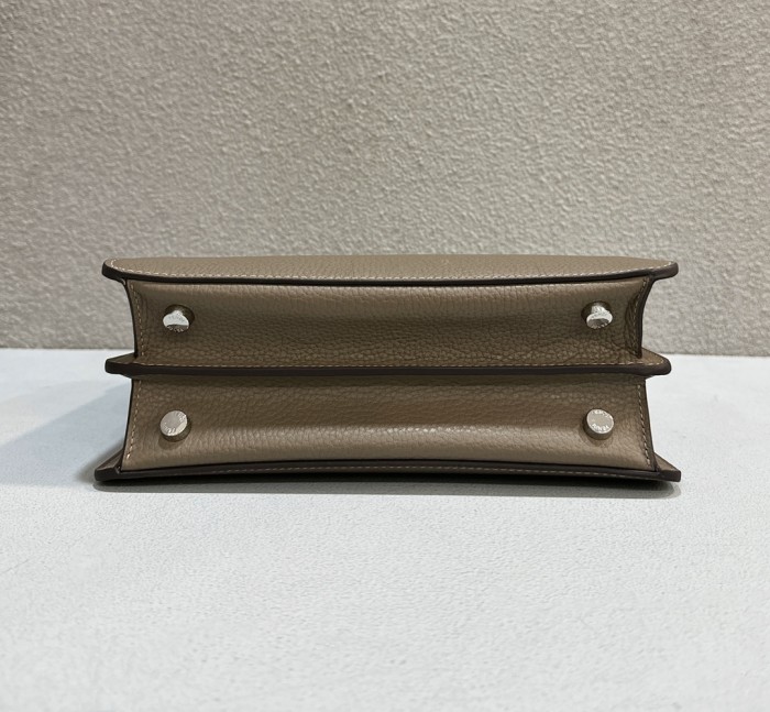 (Authentic Quality)Replica Fendi ISeeU Peekaboo 26 Caviar Calf Leather For Men In Grey