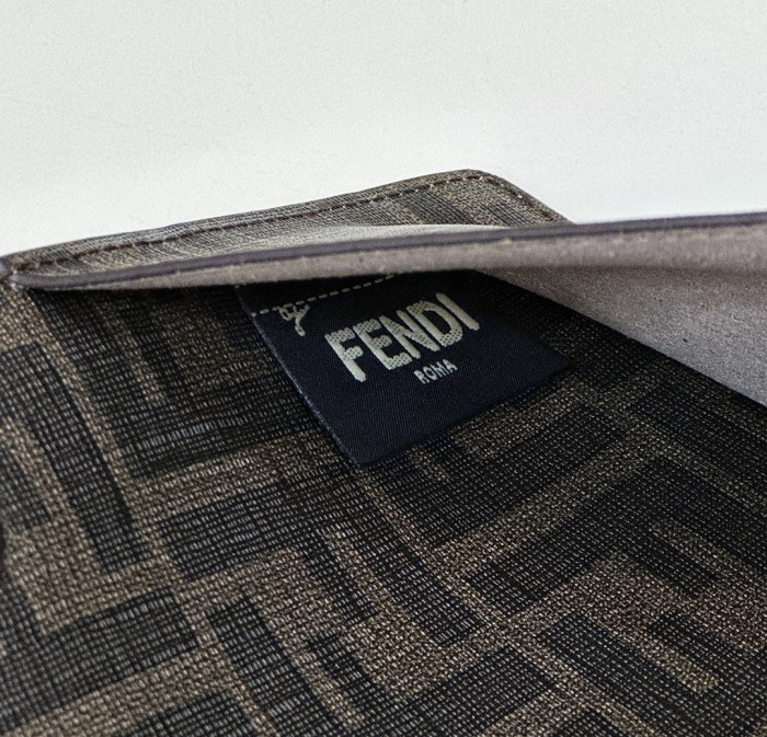 (Authentic Quality)Replica Fendi ISeeU Peekaboo 26 Caviar Calf Leather For Men In Grey