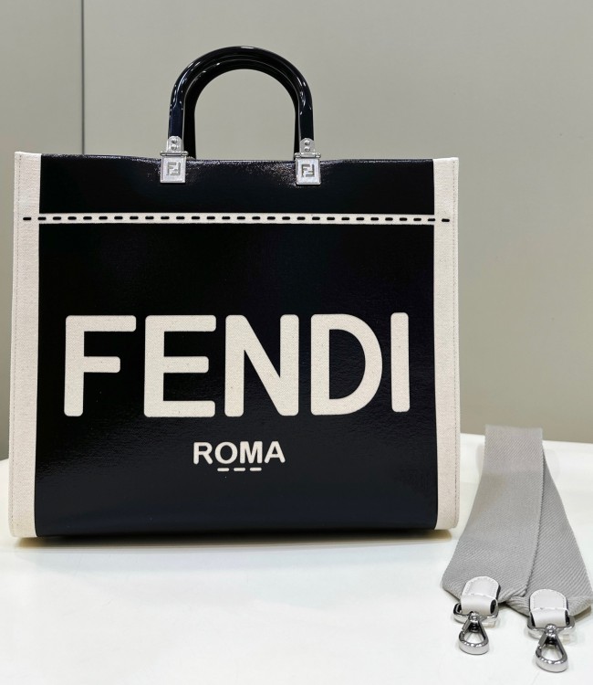 (Authentic Quality)Replica Fendi Tote Bag 35.5 Fabric In Black/white