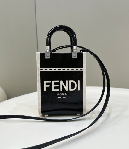 (Authentic Quality)Replica Fendi Tote Bag 13 Fabric In Black/white