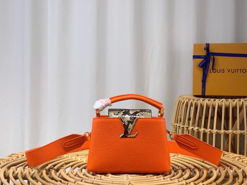 Replica Louis Vuitton Capucines Mini LV Bag Emeraude Green N81210