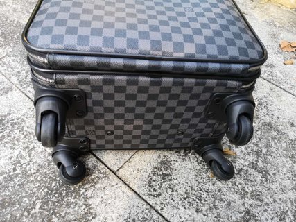 Replica Louis Vuitton Rolling Luggage Monogram canvas LV M23241