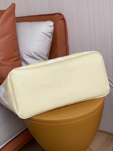 Replica Louis Vuitton Neverfull MM Bag Monogram Giant M45680