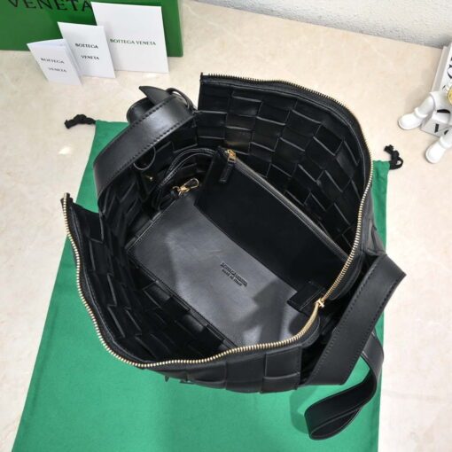 Replica Bottega Veneta BV 7466 Bowling bag Black