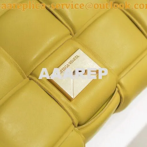 Replica  Bottega Veneta BV The Chain Cassette 631421 Corn