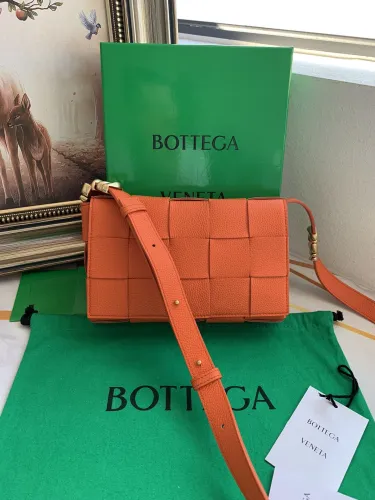 Replica Bottega Veneta BV Cassette Intrecciato Grained Leather Bag Orange
