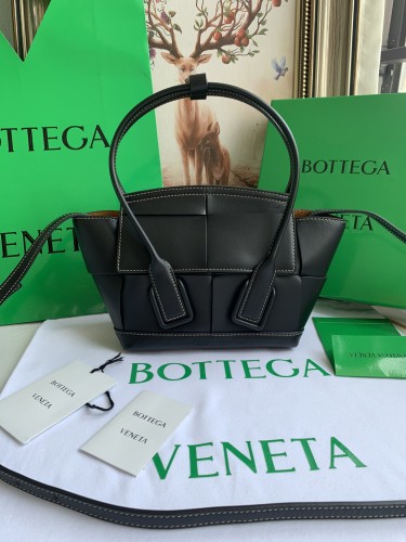 Replica Bottega Veneta BV Arco Mini Bag In French Calf Black
