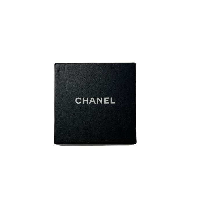 Chanel B 2014 P Long Medallion Necklace in  Base Metal
