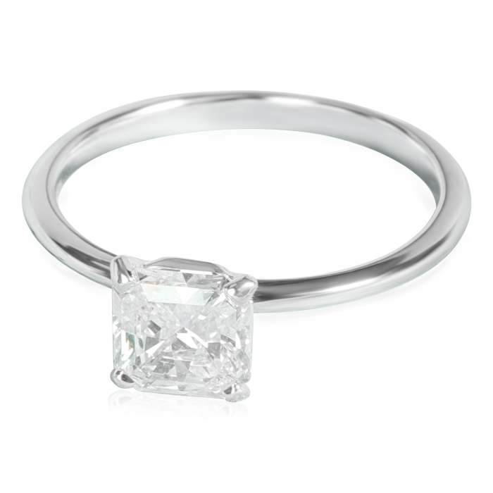 Tiffany & Co. True Diamond Engagement Ring in Platinum G-H VS1 1.01 CTW