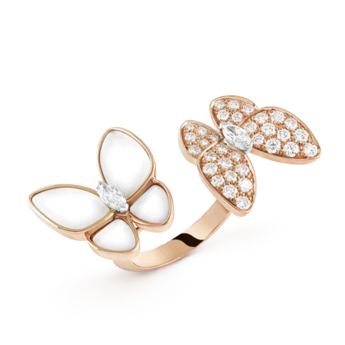 Van Cleef & Arpels Fluttering Butterfly Ring, Two Butterfly Between the Finger ring