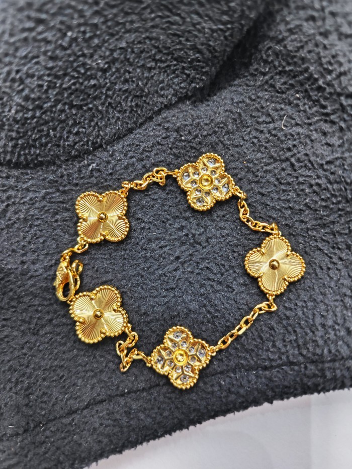 Van Cleef Bracelet replica, Vintage Alhambra bracelet Dupe, 5 motifs