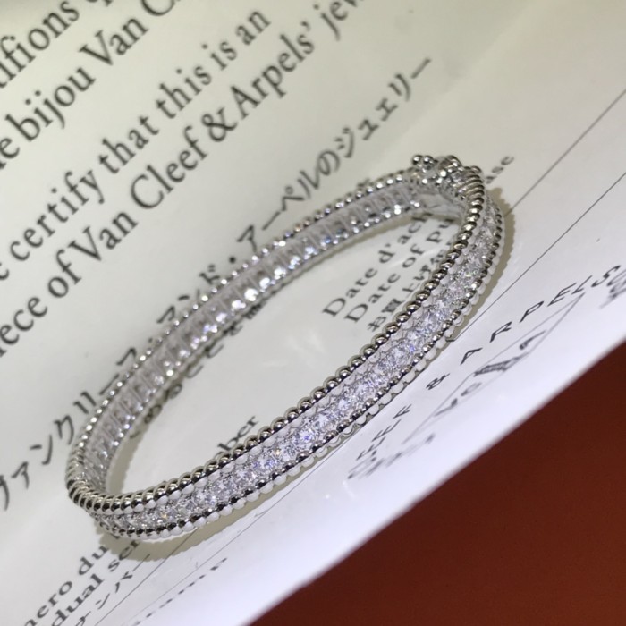 Van Cleef & Arpels Full Diamond Bracelet, Perlée diamonds bracelet, 1 row