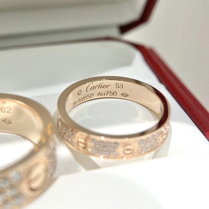 Love Ring With Diamond Pavé 5 mm
