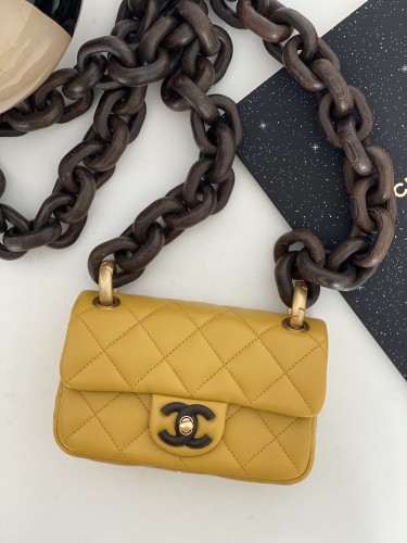 (Authentic Quality) Chanel 23A Mini 17 Lamb Handmade In Yellow