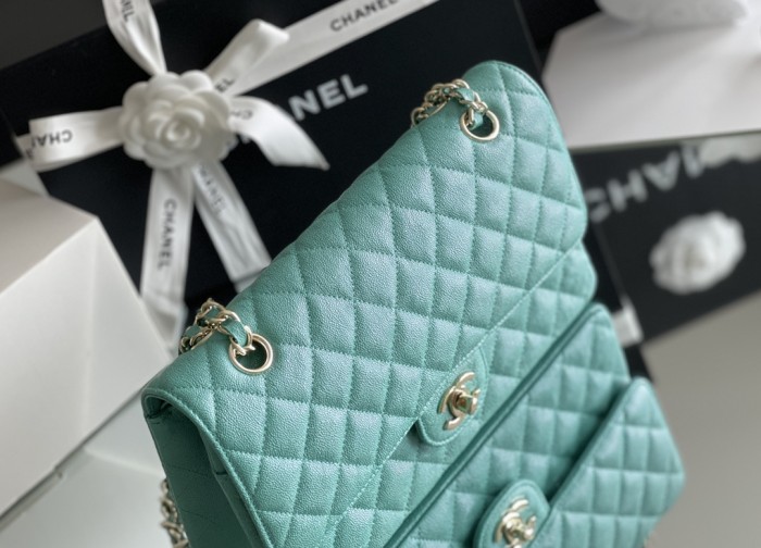 (Authentic Quality)Chanel Classic Flap Medium Size 25.5 Soft Caviar Leather In Pearl Green