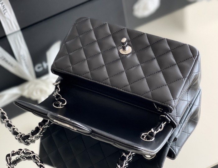 Chanel Classic Flap Mini Size 20cm Lamb Leather In Black