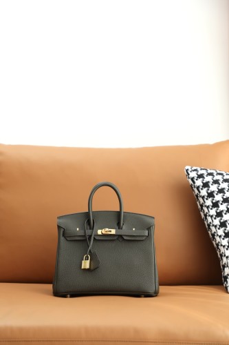 Hermes Birkin 25 Togo Leather Handmade Bag In Vert Maquis
